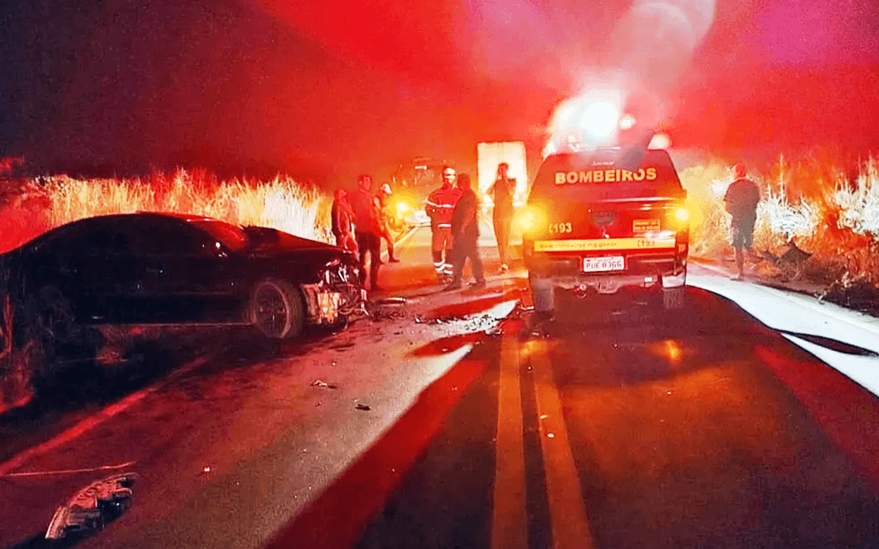 TRAGÉDIA: Pai que buscava corpo de filho para sepultamento morre em acidente entre carro e caminhão no Sul de Minas