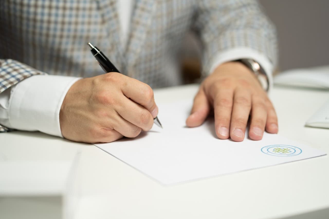 SOLUÇÃO: Menos burocracia e mais celeridade para quem deseja alterar o sobrenome
