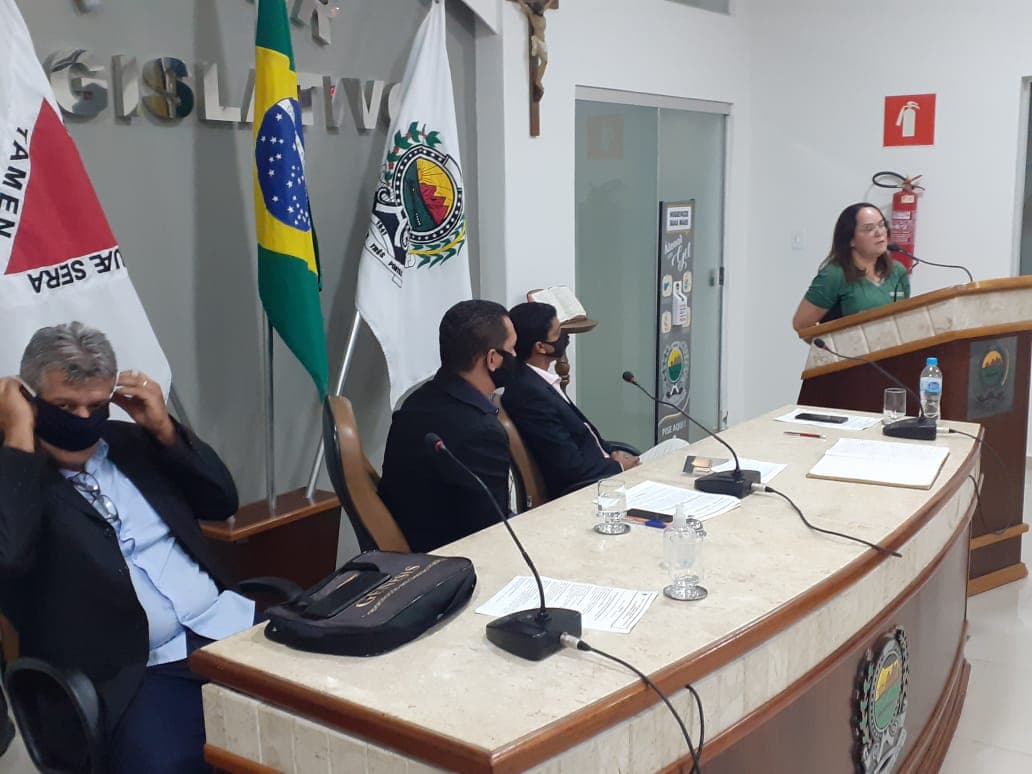 NA CÂMARA: Coordenadora da Secretaria de Saúde vai à Câmara levar esclarecimentos sobre vacinação na cidade