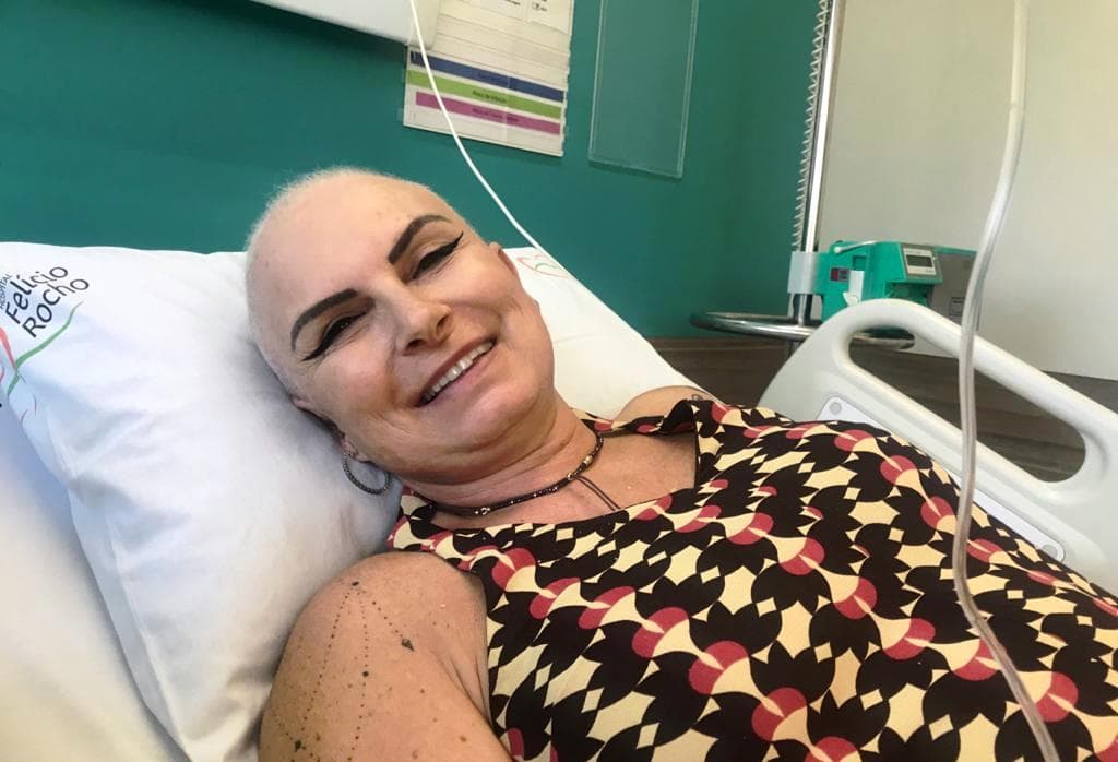 INSPIRADOR: No Dia Mundial do Câncer Carla Machado celebra a vida e fala ao Conexão