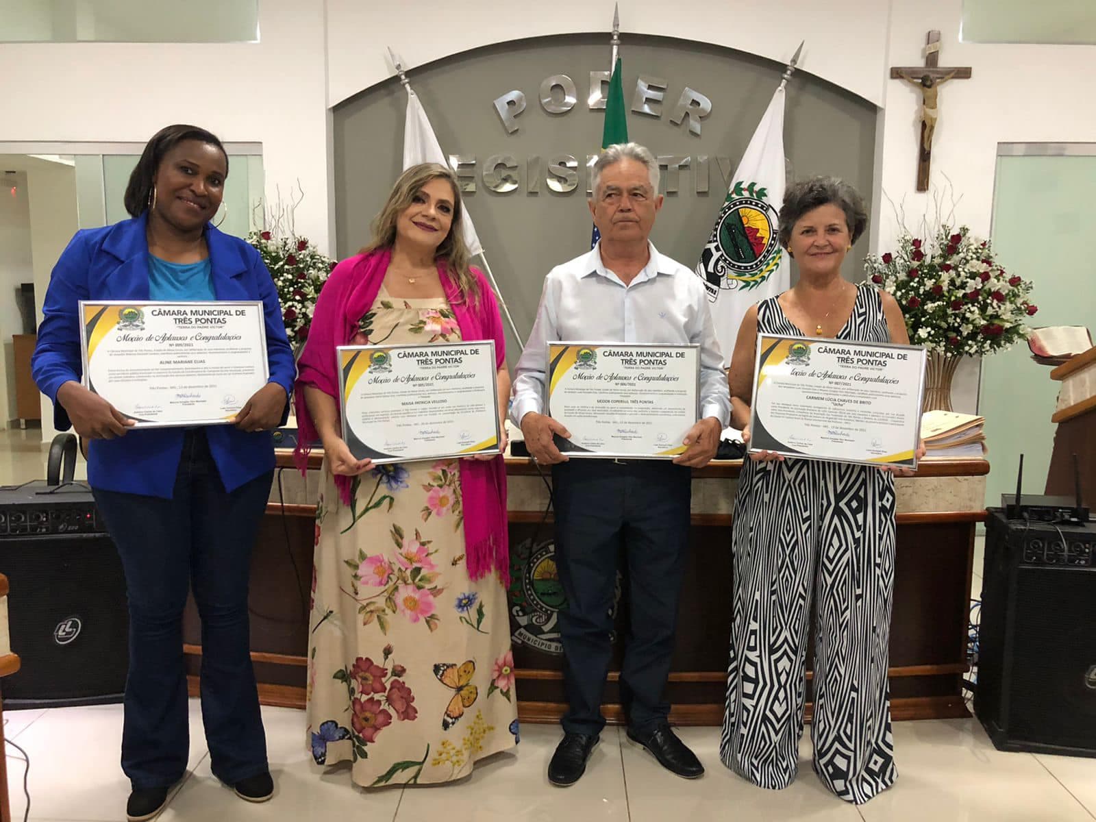 Homenagens e Projetos Aprovados marcam mais uma reunião da Câmara em Três Pontas